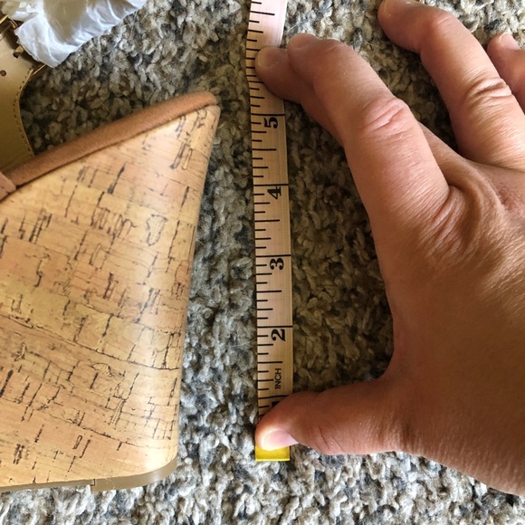 NWT Wedges♥️♥️ - Picture 4 of 6